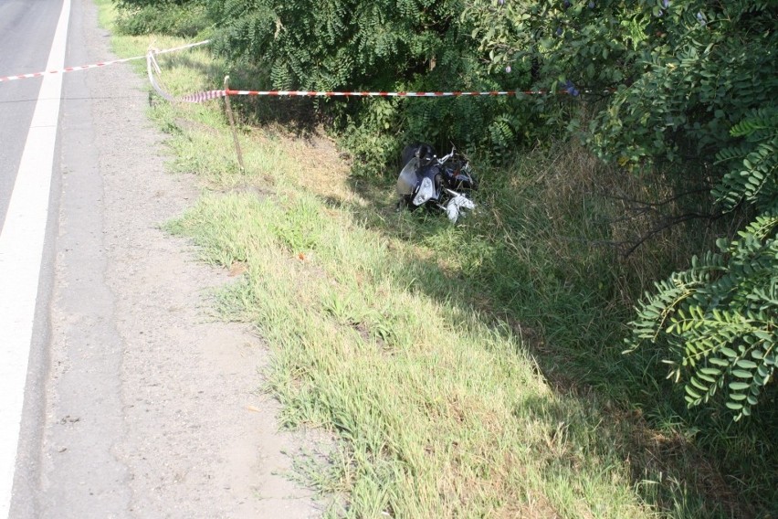 Śmiertelny wypadek w Bulowicach. Zginął 26-latek motocyklista [ZDJĘCIA]