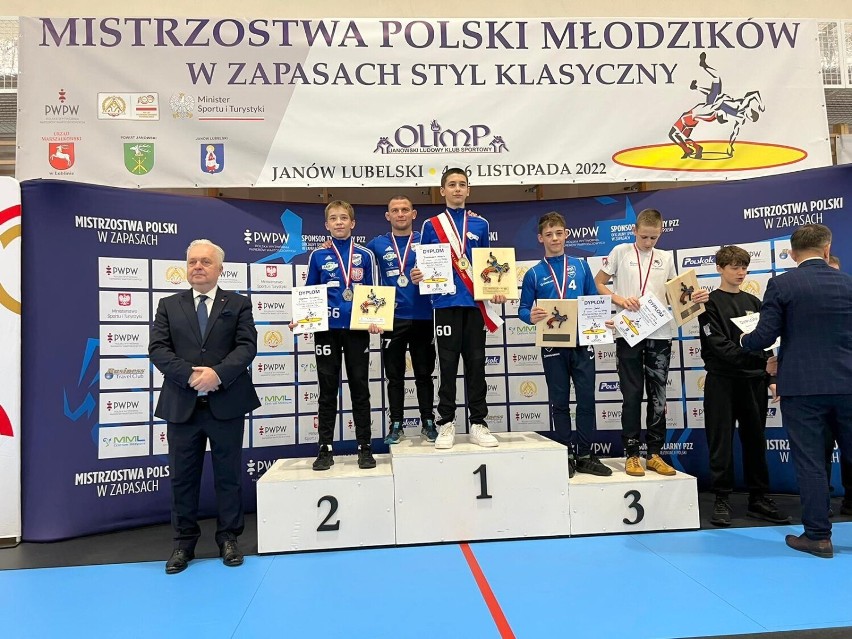 Dwa medale zapaśników Agrosu Żary na Mistrzostwach Polski młodzików!