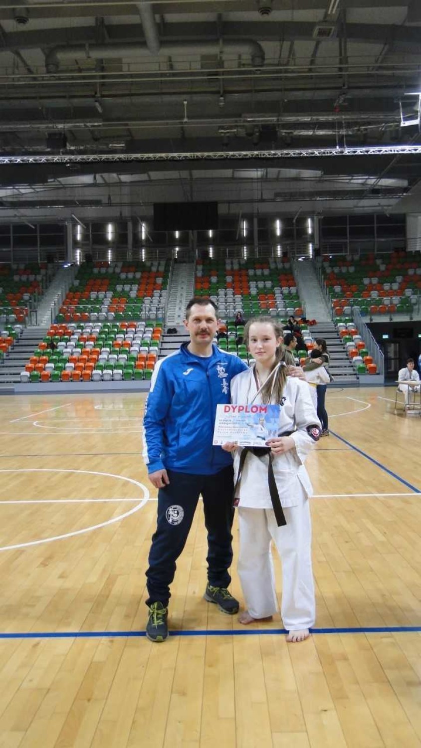 Świetny występ Justyny Milewskiej z Klubu Karate Full Contact 