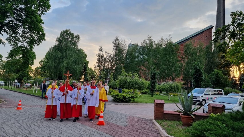 Ostatnie nabożeństwo majowe w parafii św. Antoniego w Zduńskiej Woli