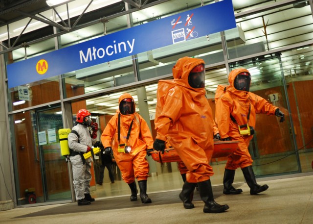 Pacjent z podejrzeniem eboli trafił do szpitala zakaźnego w Warszawie/ ZDJĘCIA ILUSTRACYJNE