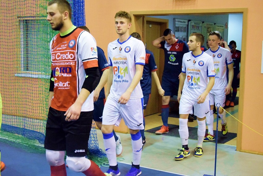 II liga futsalu: BestDrive Futsal Piła do przerwy remisował z Piastem Poniec, ale później zaaplikował rywalom worek bramek! Zobacz zdjęcia