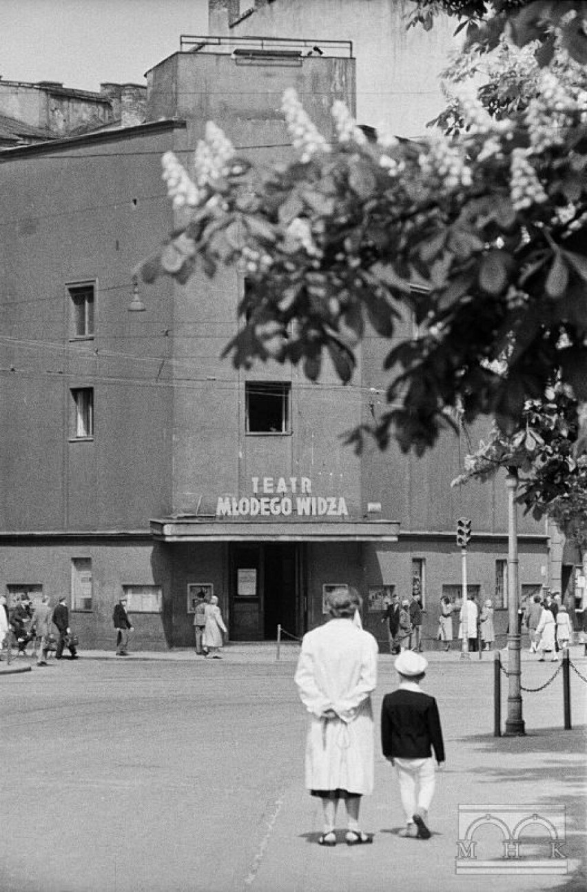 Teatr Młodego Widza, obecnie Bagatela, 1949-1957. Fot....