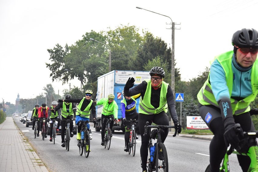 Ultramaraton rowerowy Hołd dla Ani.