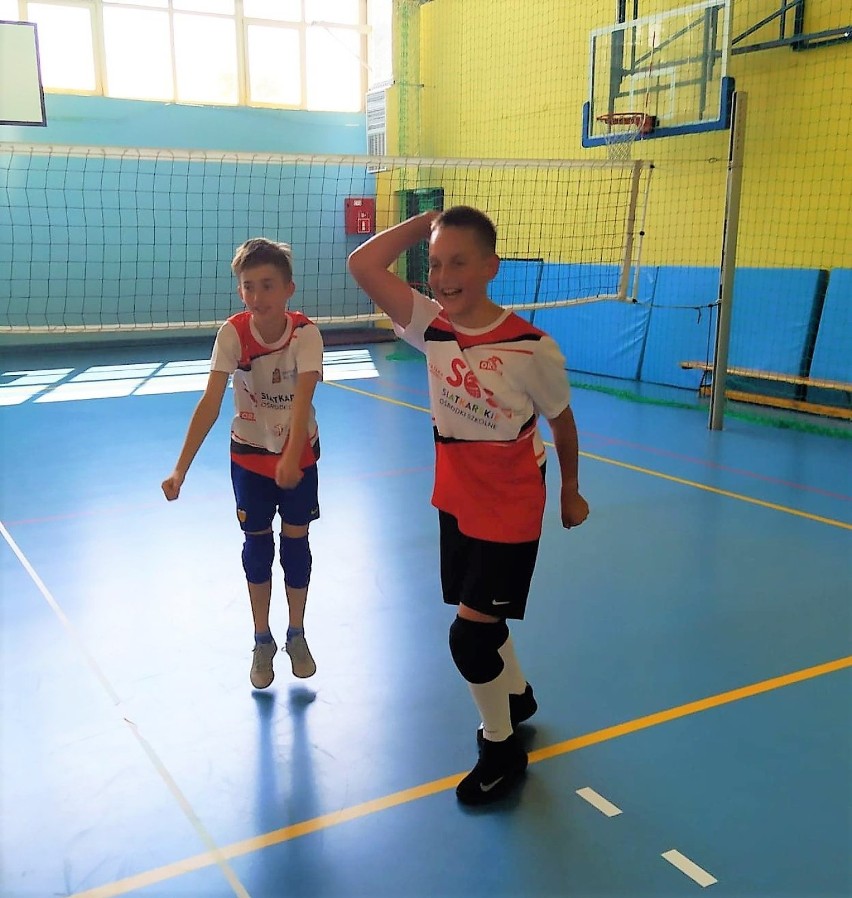 Tomaszowscy młodzi siatkarze w Wielkim Finale Kinder+Sport [ZDJĘCIA]