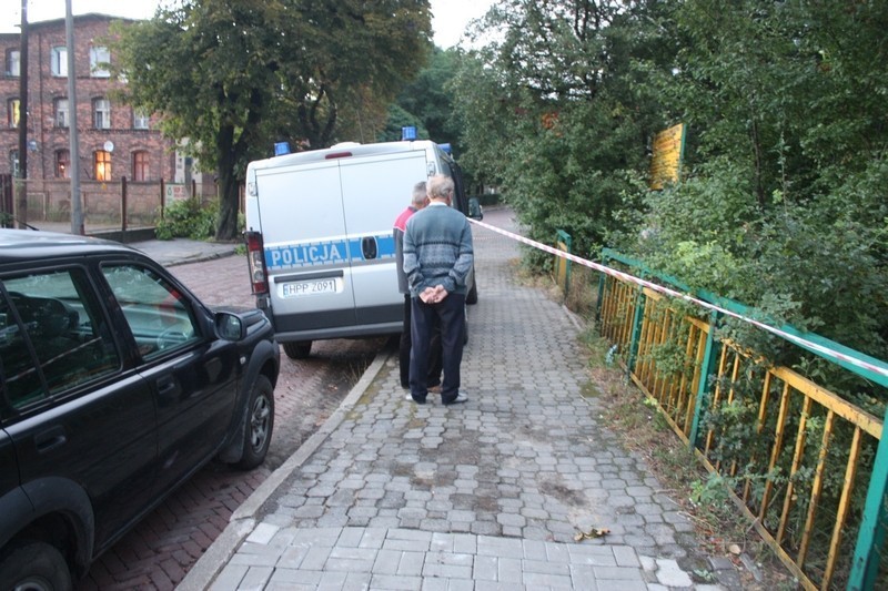 Zwłoki w stawie w Zawierciu znaleziono w sierpniu tego roku.