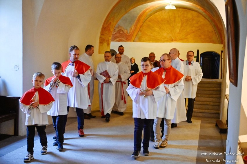 Wielki Piątek w podominikańskim klasztorze sióstr urszulanek...