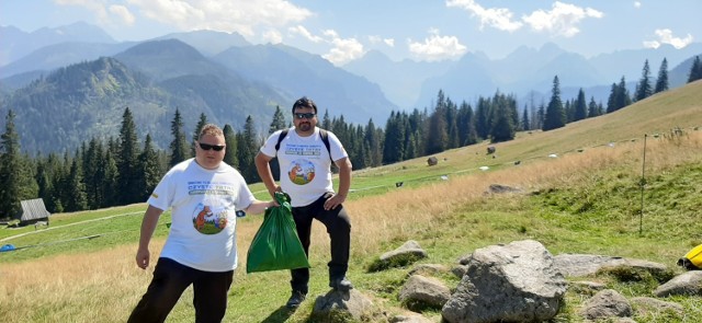 Jaworznianie wzięli udział w akcji Czyste Tatry 2020. 

Zobacz kolejne zdjęcia. Przesuń zdjęcia w prawo - wciśnij strzałkę lub przycisk NASTĘPNE