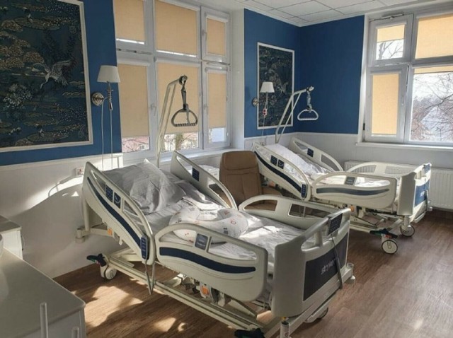 W salach poporodowych na oddziale położniczym malborskiego szpitala panują warunki niemal jak domowe.