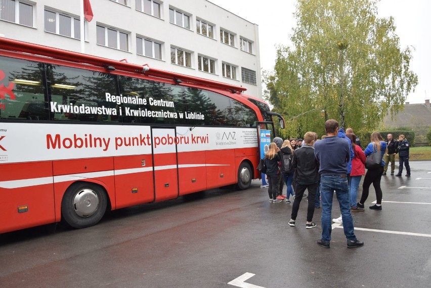 Chełm. Akcja oddawania krwi pod komendą policji  