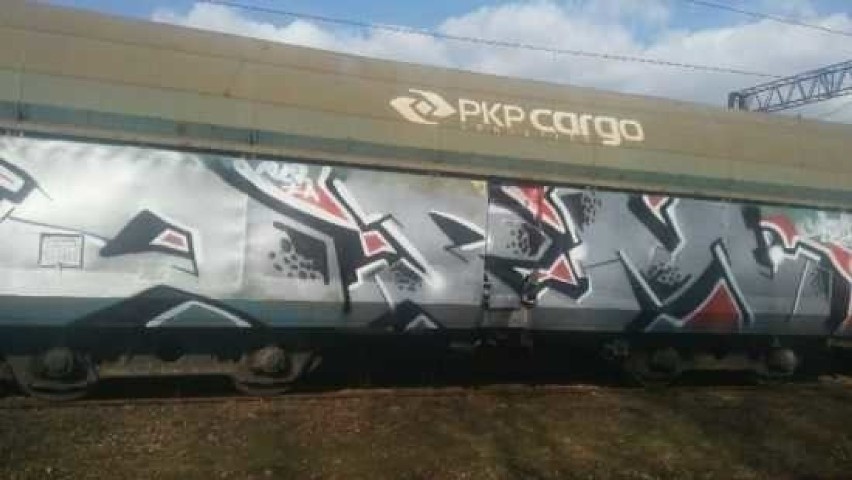 27-letni mieszkaniec Jasła podejrzewany o namalowanie graffiti na wagonie