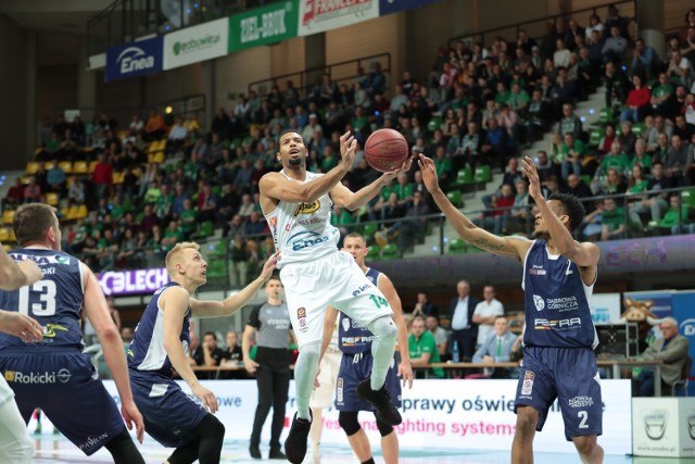 Koszykarze Stelmetu Enei BC Zielona Góra wygrali z MKS-em Dąbrowa Górnicza pierwszy mecz w play off.