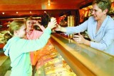 Najstarsza wrocławska lodziarnia wygrywa z konkurencją tradycyjnymi recepturami i niezapomnianym smakiem deserów