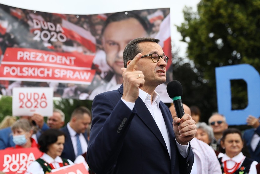 Premier Mateusz Morawiecki w Piotrkowie na spotkaniu...