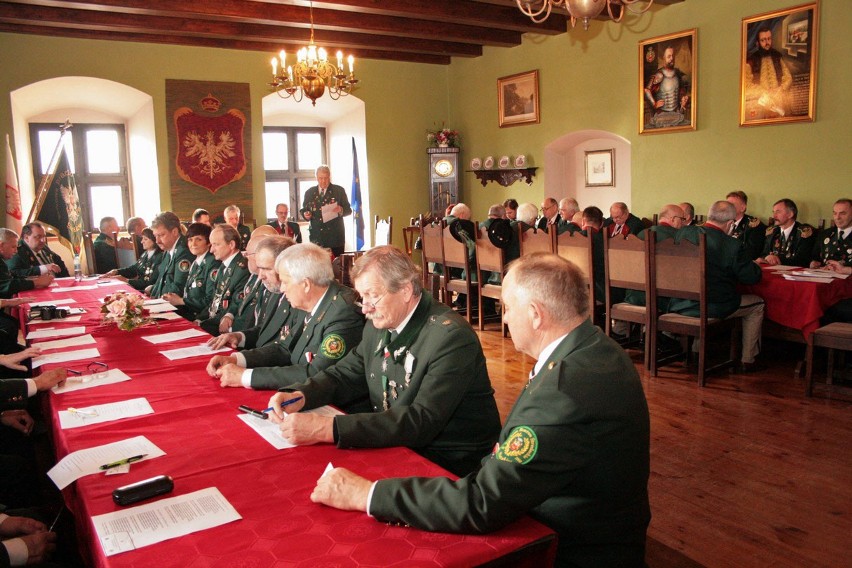 Spotkanie braci kurkowych okręgu szamotulskiego na Zamku Opalińskich w Sierakowie