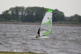 Windsurfing. Amatorzy sportów wodnych, jezioro Błędno w Zbąszyniu, deski SUP i sprzyjające wiatry 