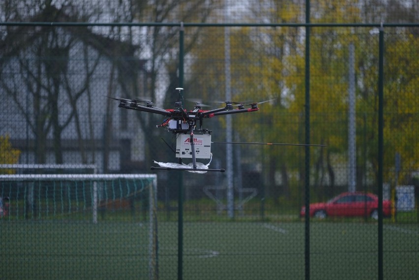 Podobny dron zbada jakość powietrza w gminie Świdnica...