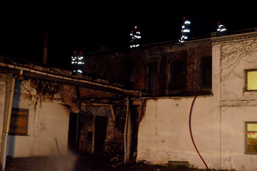 Pożar kompleksu budynków przy ul. Szpichlernej