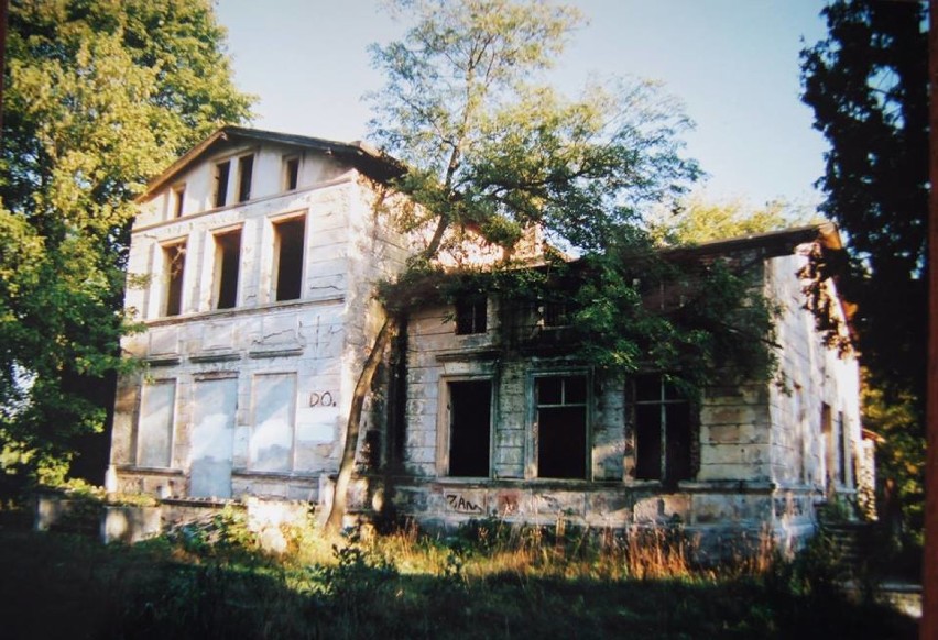 Zakłady Wistom w Tomaszowie Mazowieckim na zdjęciach z lat 90. [ZDJĘCIA]