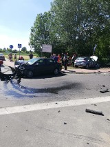 Wypadek na skrzyżowaniu Opiesińskiej i Klonowej w Zduńskiej Woli [zdjecia]