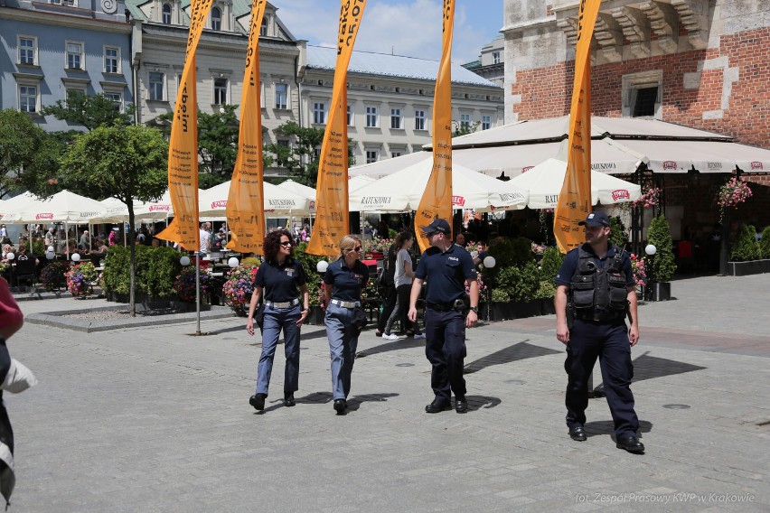Włoscy policjanci na ulicach Krakowa. Będą czuwać nad turystami