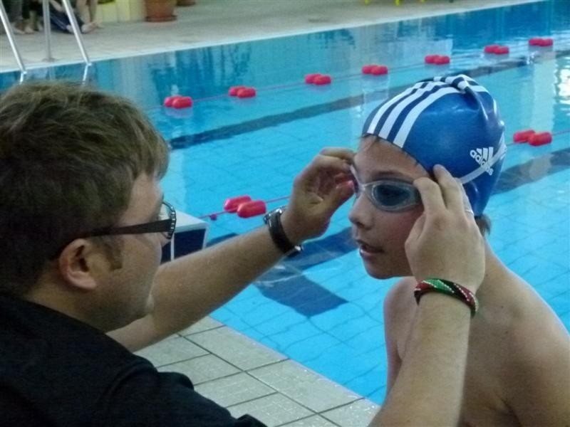 W zawodach Pływajmy razem wzięło udział 26 niepełnosprawnych...