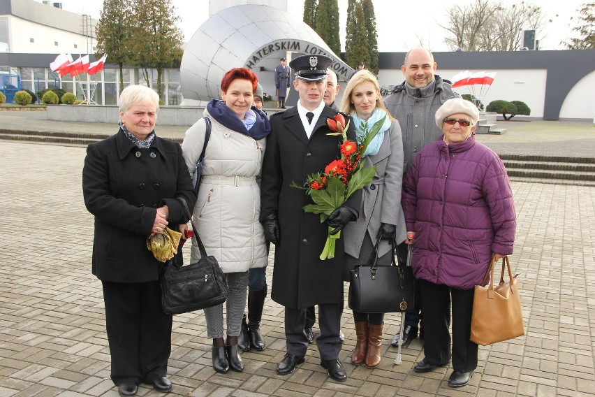 Szkoła Orląt w Dęblinie. Antoni Macierewicz wziął udział w promocji oficerów (ZDJĘCIA)