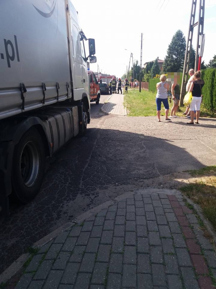 Na ulicy Kolberga w Pszowie zderzyły się czołowo dwa...