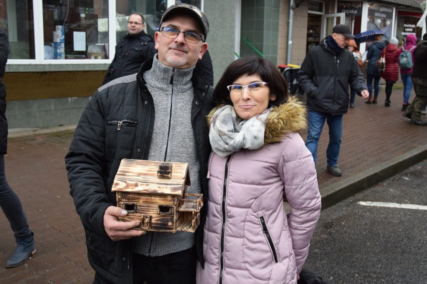 Pierwszy dzień Miasteckiego Kiermaszu Świątecznego. Zakupy można robić jeszcze dzisiaj (FOTO)