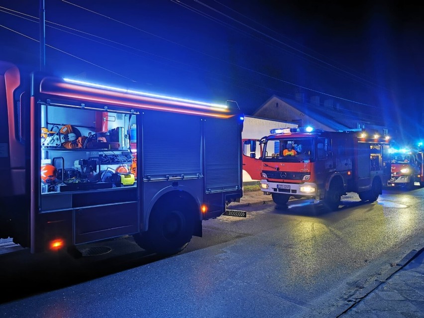 Dwa pożary w domach przy ulicy Widawskiej i Krótkiej w Zduńskiej Woli 