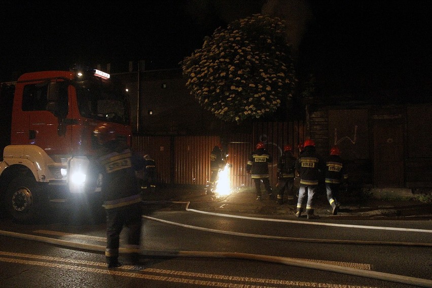 Na Łagiewnickiej w Łodzi spłonął drewniany dom