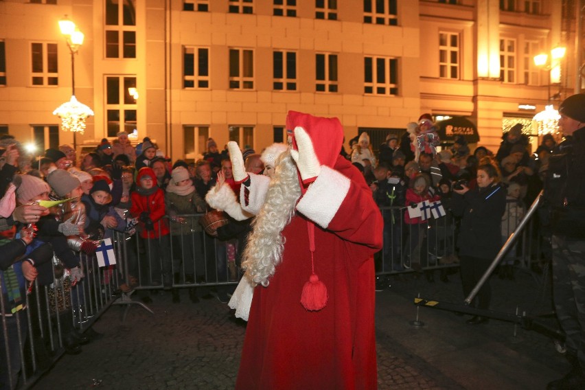 Jeden Mikołaj, a tyle radości! Wizyta Mikołaja 2017 w Białymstoku [ZDJĘCIA]