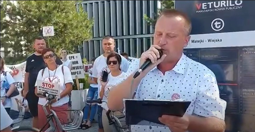 Tym razem  protestowali przeciw planom CPK przed Sejmem. Byli wśród nich mieszkańcy naszego regionu. Zobacz zdjęcia 