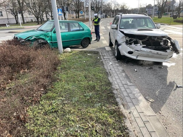 Wypadek na skrzyżowaniu Okrzei - Wieniecka - Wyszyńskiego we Włocławku