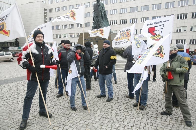 Strajk na Śląsku i w Zagłębiu 2013: Katowice, Urząd Wojewódzki