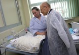 Prezydent Rzeszowa przywitał pierwszego noworodka w 2011r.