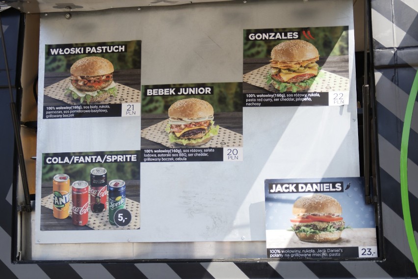 W Pasibusie do wyboru mamy cztery autorskie hamburgery.