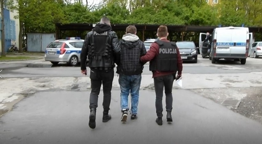 Policjanci zatrzymali mężczyzn, którzy na swoim koncie mieli...