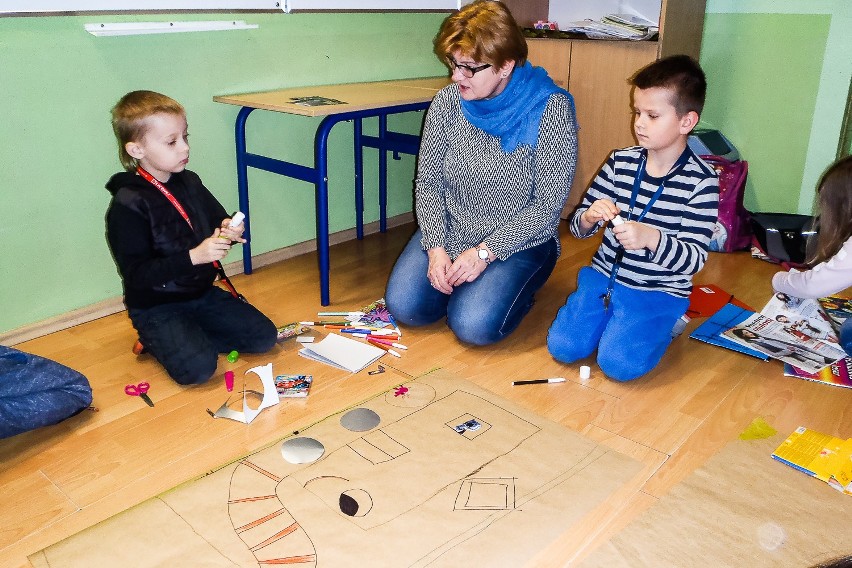 W czasie Dni Szkoły odbył się quiz wiedzy o szkole, wybory...