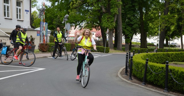 Rajd rowerowy z okazji Dnia Samorządu Terytorialnego 2021 w Wieluniu