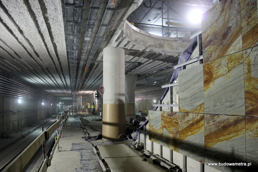 II linia metra. Budowa stacji Rondo ONZ na finiszu.