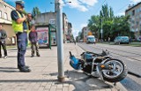 Zderzenie skutera i renault na skrzyżowaniu Rewolucji 1905r. i Kilińskiego. 2 chłopców w szpitalu