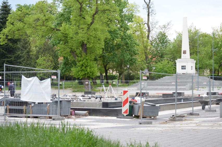 Głogów: Kiedy wreszcie będzie gotowa fontanna w Parku Słowiańskim?