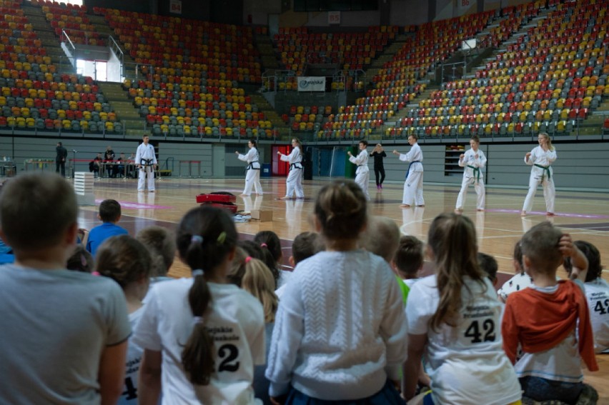Przedszkoliada w Hali Sportowej Częstochowa [ZDJĘCIA] Rywalizowało kilkuset przedszkolaków