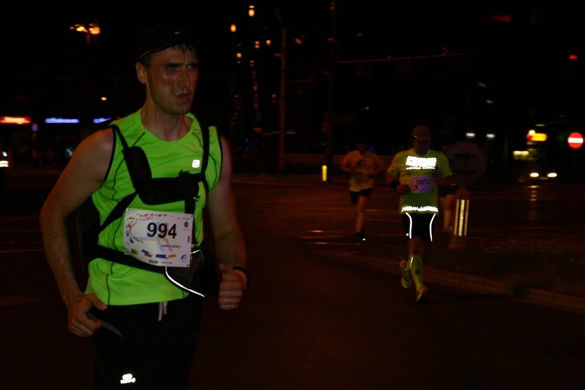 Nocny półmaraton we Wrocławiu - nielegalny
