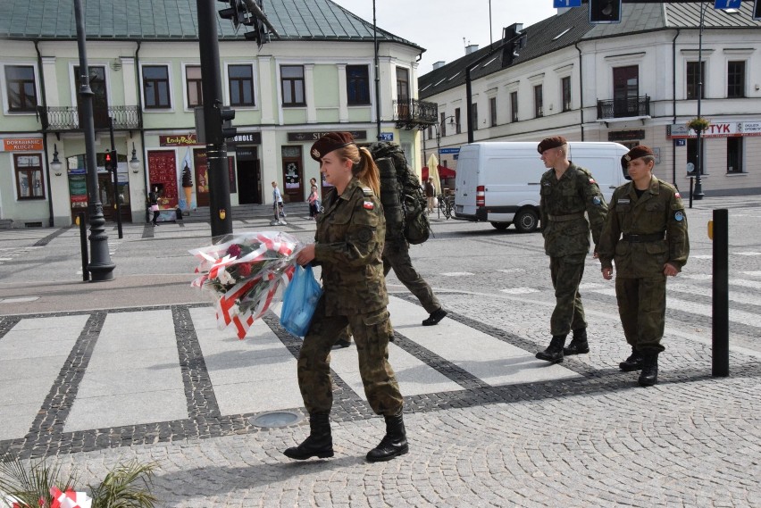 Żołnierze Polskiej Organizacji Wojskowej zakończyli dziś marsz szlakiem Powstania Sejneńskiego