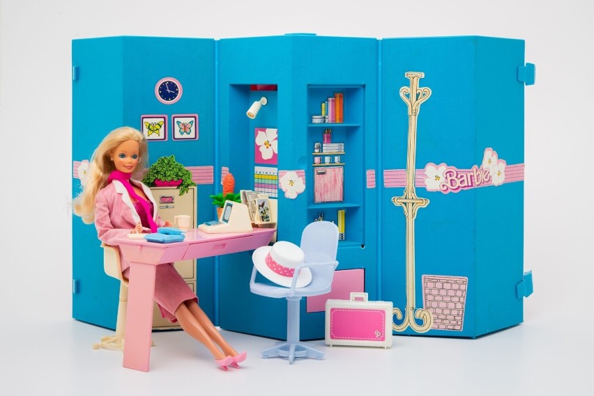 "Barbie. Nieznane oblicza". Ekspozycja wystawy znajduje się...