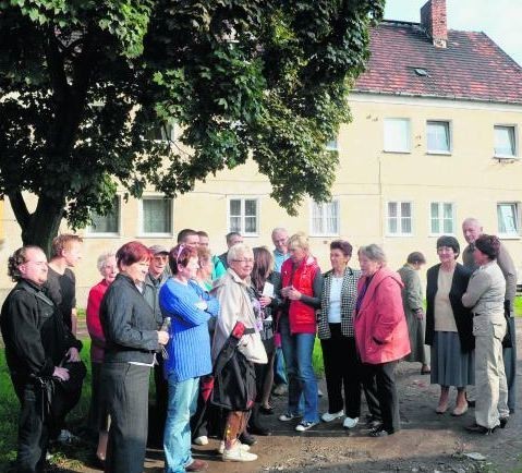 Lokatorzy domów przy Opolskiej i Akacjowej chcą jak najszybciej wykupić mieszkania