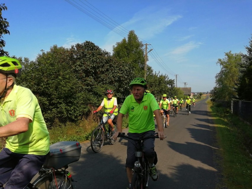 Cykliści z "Relaksu" w Wieluniu zakończyli sezon ZDJĘCIA