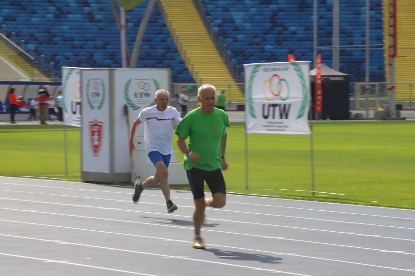 Olimpiada Seniorów na Stadionie Śląskim - zawodnicy i kibice...